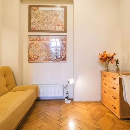 Big Cozy Free 1 Parking